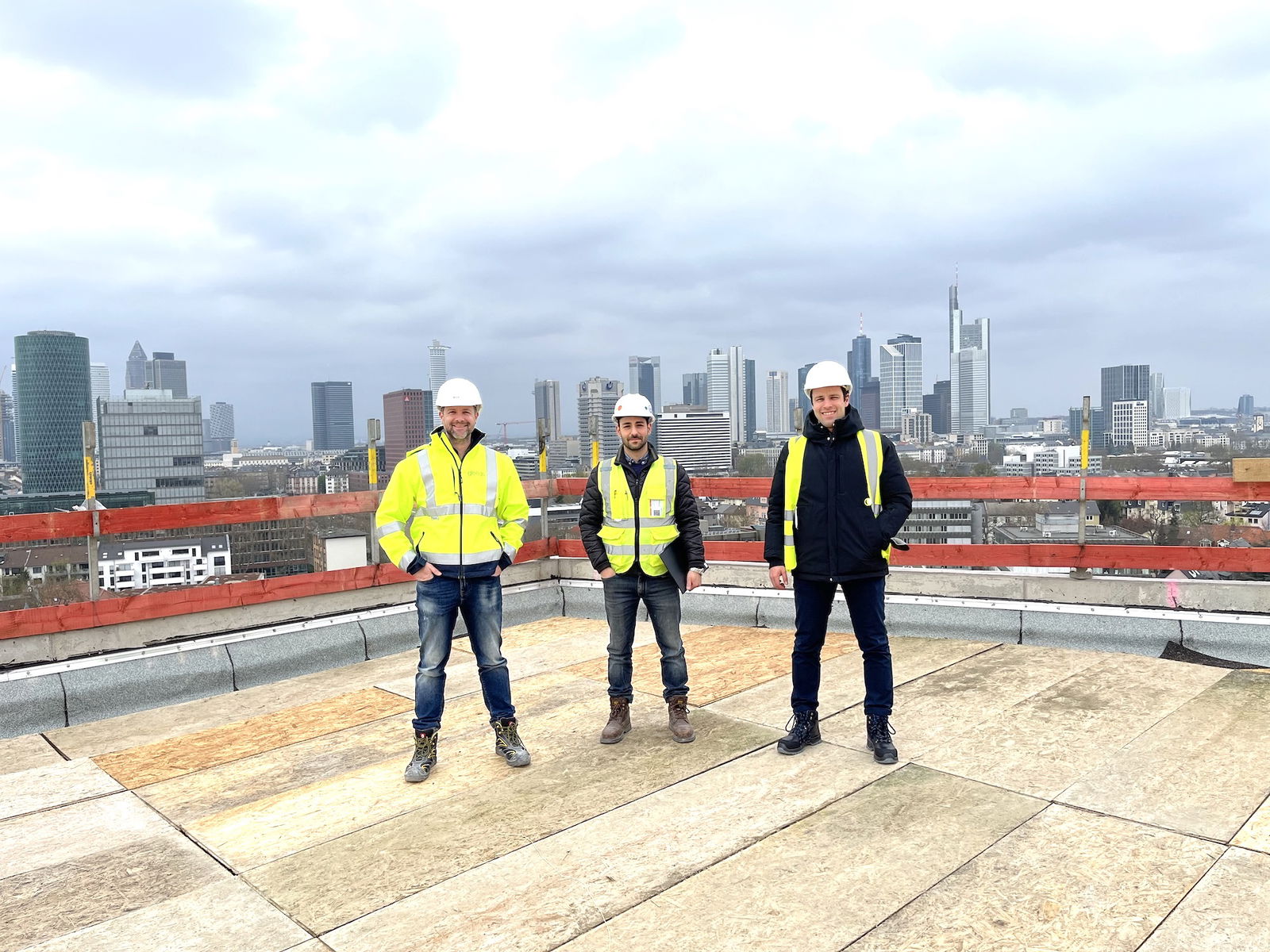 Baustellenbesichtigung des Hochhauses an der Kennedyallee